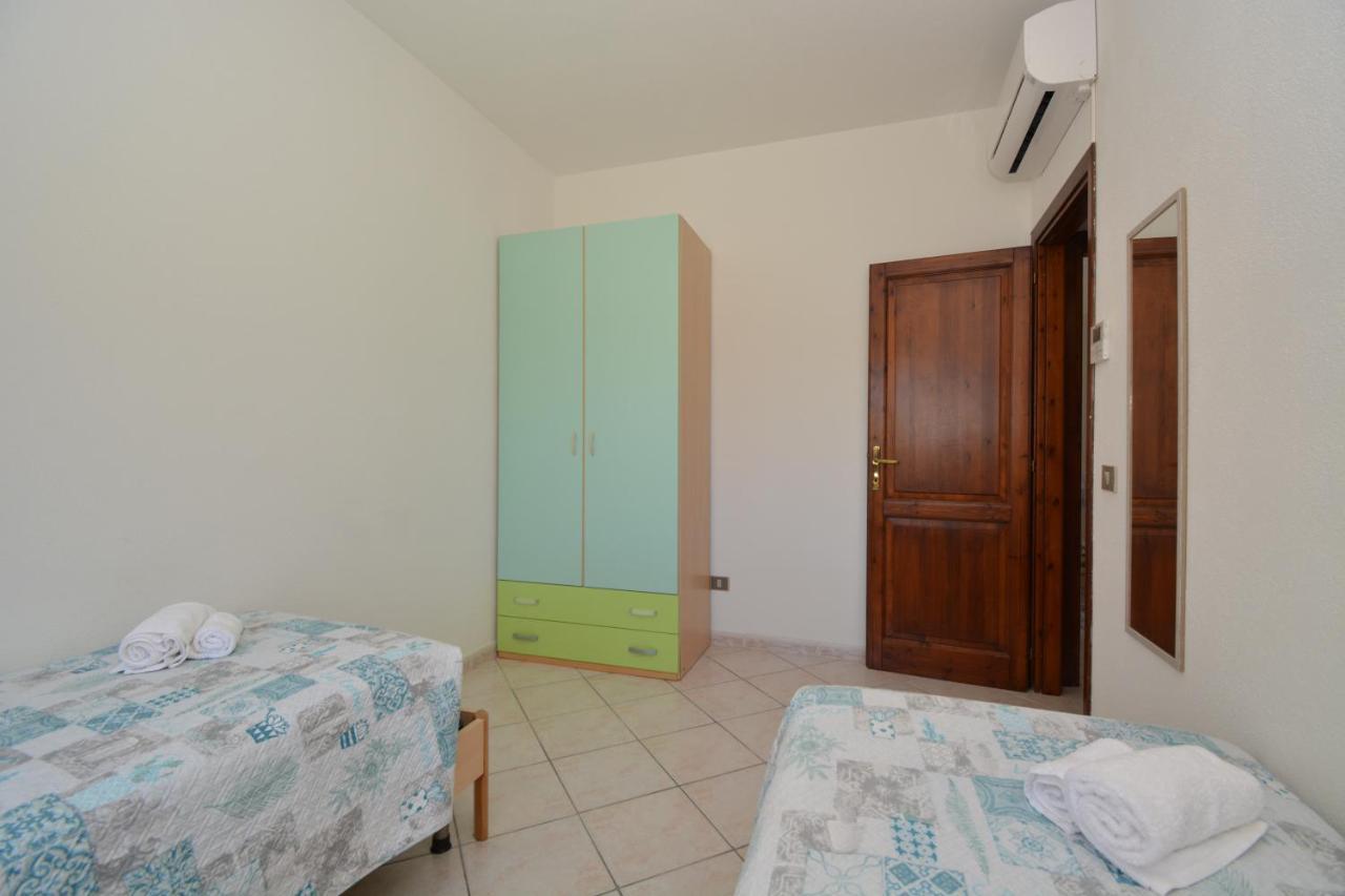 Appartamenti Corallo San Teodoro Kültér fotó